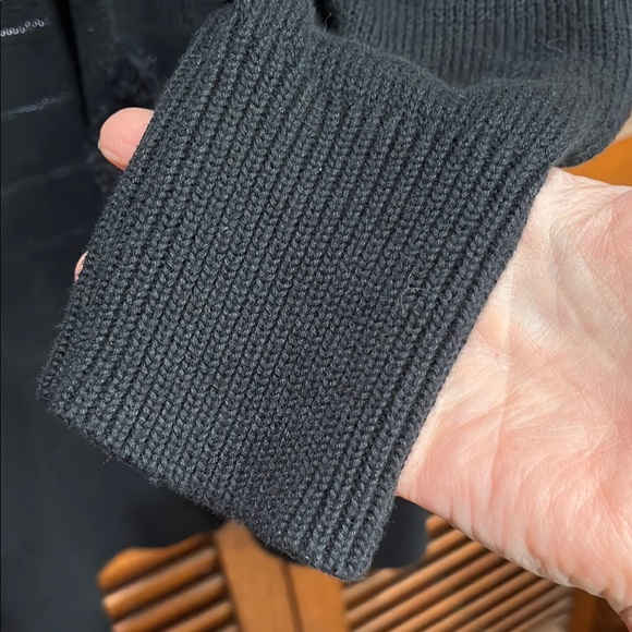 NWOT UGG Black Open Front Cardigan with Faux Fur Pockets - Picture 8 of 10